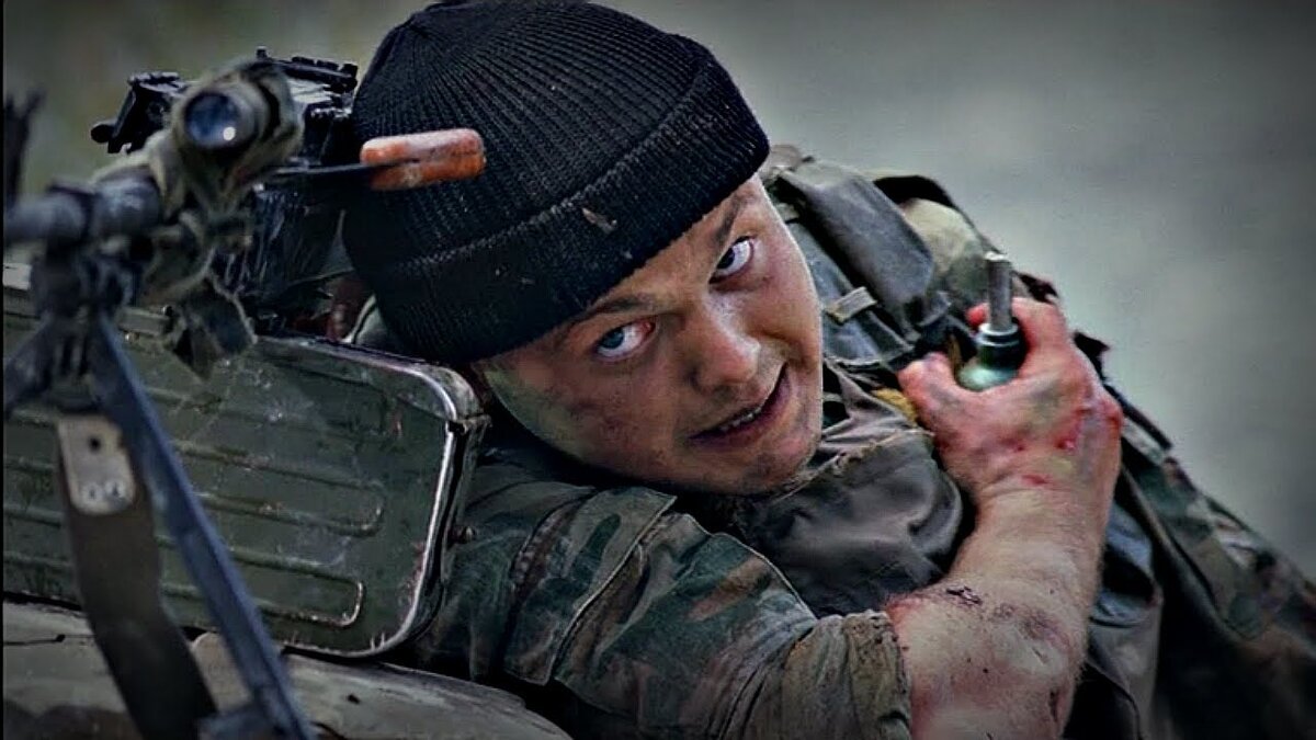 Под шум гранат. Здравствуй мама война. Под шум и взрыв гранат. Сериал Патриот момент на танке. Трек под шум и взрыв гранат шагает наш отряд