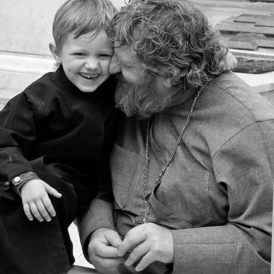 О религиозном воспитании детей или психология как бич в современном обществе.⠀
⠀
Разбалованые и от рук отбившиеся дети это бич и проблема современности , так получается что детки наши лентяи, непослушные и эгоистичные творения воспитанные нами. У них полно свободного времени, которое они не знают, чем занять и как быть . Всё куплено нами, ничему не знают цены. Самый главный вопрос складывается у современных людей можно ли физически наказывать детей или же по психологически с ними сисюкаться и распускать розовые сопли ? Наказывать нужно и должно но в данном случае нужно различать наказание и издевательство.⠀
⠀
В дозированном виде это верный способ имеющий библейское основание , но тут нужно исключить наказание в гневе когда родитель не контролирует свою силу , когда сила удара превышает всякую необходимость, это уже не наказание а избиение , а избиение это уже конечно грех . Каждые родители должены знать и понимать что именно они несут ответственность за своего ребенка , они сильнее , умнее и если решили применить наказание значит хочет что-то объяснить а не срывается в гневе . Нужно ли брать для воспитательного процесса ремень или розни допустим ? Естественно нужно , но не нужно использовать это по всякой причине .⠀
⠀
Современных детишек превратили в домашних богов , превратили в некий культ , идолу если можно так сказать которому полоумные или безумные родители поклоняются, это словно языческие статуэтки с которых сдувают пылинки и целуют в филейные места , думая лиж бы моему ребеночку было хорошо. Бросьте эту ересь и чепуху которые придумали всякие психологи , сейчас такое время что каждый третий или второй психолог , куда не плюнь и попадешь в психолога , развелось как собак не резанных понимаешь ли . Так что если хотите иметь веру Божию нужно свалить с пьедесталов этих ложных богов которые являются наши дети. Ведь эти ложные боги в скором времени будут жестоки по отношению к вам , они не будут жалеть тех кто с них сдувает пылинки. Потому как если вы так поступаете они будут вашим наказанием рано или поздно .

Если же вы не будете нагибать их шею, заставлять их трудится и вообще внедрять в их сознание разными способами правильные идеи то они же вас и накажут и старость ваша будет печальна и ужасна и может даже в доме престарелых или эти ваши отпрыски отправят вам на тот свет и помяните мои слова вы ответите за грехи своих детей , которые эти безумные сосунки совершили по вашей вине , это будет ваш грех и их грех . Родители отвечают за грехи своих детей , а дети за грехи родителей нет . Потому как плод чрева вашего нанесет вам тяжелейший удар из-за плохого воспитания , поэтому ремень или нагайка должны быть в доме на видном месте.⠀
⠀
Если к примеру ваш сопливенький сыночек и доченька пришли с улицы и от них пахнет табаком тут без раздумий бери ремень и всыпь как следует по его филейному месту . Если например начали дети лазать по карманам и таскать ваши деньги значит это воровство , значит бери ремень . Если услышал как ребенок ваш матюкается бери ремень , это не исправишь словами не дойдет , накажи и потом скажи . Тоесть есть такие вещи которые нужно поискать на корню и наказывать . Но нужно знать и за что наказывать а за что нет . Естественно за двойки или за то что сын подрался в школе и кому то сломал нос или поставил синяк бить не нужно, мальчики должны драться через это они закалаются и проходят школу жизни . Вот если пнул или ударил девочку накажите его , если вовремя не пришел домой как ему было сказано Прицди домой в 10 вечера а он или она пришли в 12 снимай ремень и всыпь , пускай знает что надо придти домой в 10 а не в 12 . Наказывать надо и нужно , хотите не наказывайте это ваш выбор . Он потом сам вас накажет и вы это поймёте . К сожалению так это и будет ⠀
⠀
Грех живёт даже в маленьком ребенке, если его не пресекать, то грех будет разрастаться за который он и вы будете отвечать на страшном суде. Если вам кто-то говорит что не нужно наказывать это не психологический метод , или говорить христианство религия любви и она не наказует это все лепет сивой кобылы гоните таких людей от себя с их розовыми соплями  прочь ибо таковы далеки от христианства . Не накажешь ты своего ребенка его накажут другие ,  ибо сказано в Писании :Если у кого будет сын буйный и непокорный, неповинующийся голосу отца своего и голосу матери своей, и они наказывали его, но он не слушает их, то отец его и мать его пусть возьмут его и приведут его к старейшинам города своего и к воротам своего местопребывания, ⠀
и скажут старейшинам города своего: "сей сын наш буен и непокорен, не слушает слов наших, мот и пьяница тогда все жители города его пусть побьют его камнями до смерти; и так истреби зло из среды себя, и все Израильтяне услышат и убоятся. Сие писано во Второзаконии глава 21 стих 18 по  21 .   ⠀
⠀
В послании евреям  Святого апостола Павла говориться следующее.  Зачало 331⠀
⠀
Вы еще не до крови сопротивлялись, подвизаясь против греха,и забыли то увещание, которое обращено к вам, как к сынам: Сын мой, не пренебрегай наказанием Господним и не изнемогай, когда Он обличает тебя; ибо Господь, кого любит, того наказывает, и бьет Он каждого сына, которого Он принимает.⠀
Терпите для вашего исправления: как с сынами, поступает с вами Бог. Ибо где тот сын, которого не наказывает отец? Если же вы остаетесь без наказания, которое обще всем, то вы – незаконные дети, а не сыны. Притом, если мы имели плотских наших отцов, которые нас наказывали, и мы их уважали, не гораздо ли более будем мы подчиняться Отцу духов, чтобы жить? Ибо те для немногих дней наказывали нас по своему усмотрению, Он же – для нашей пользы, чтобы нам иметь участие в Его святости.⠀
⠀
Христианский домострой основан на Евангельском и ветхозаветном строе а не всякой психологической лобуде которую пишут всякие еретеки и богоотступники , писанину которой и зад то подтереть то срамно будет . ⠀
⠀
Спасайтесь сами и спасите детей своих ибо царствие небесное близиться . Храни всех Бог