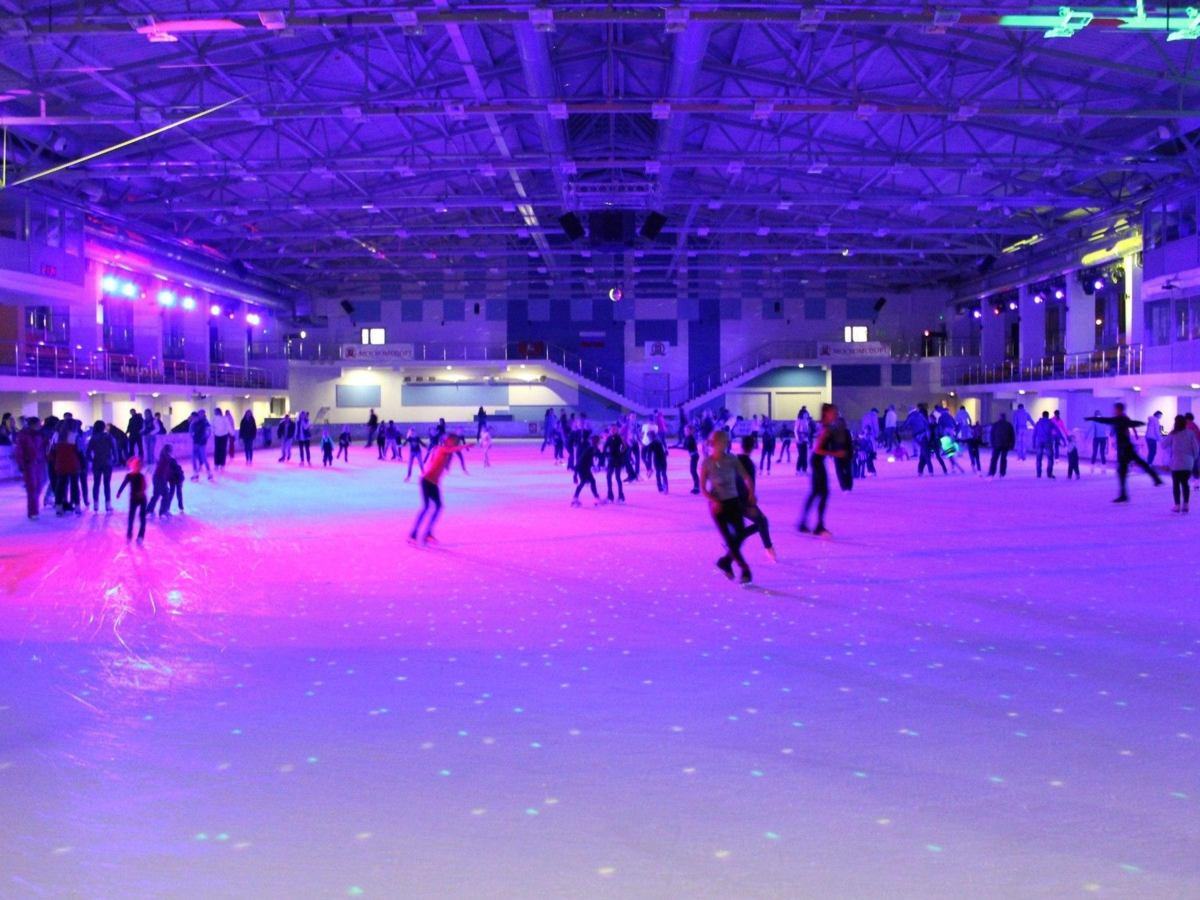 Каток Великий Новгород ледовая Арена. Каток в Ледовом Дворце СПБ. Ice Rink каток. Ледяная Арена Великий Новгород. Фонка для каток