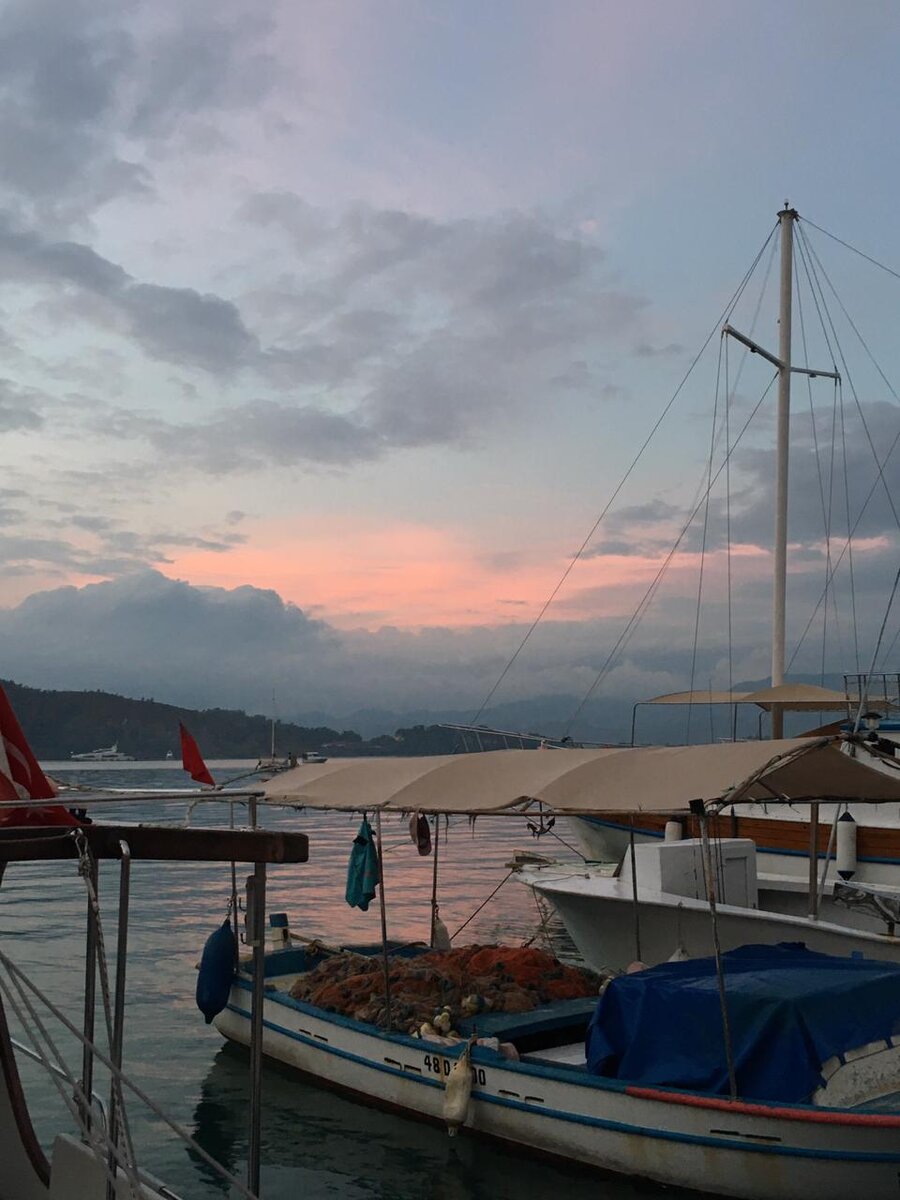 Фетхие, но первый город проживания в Турции был Анталья