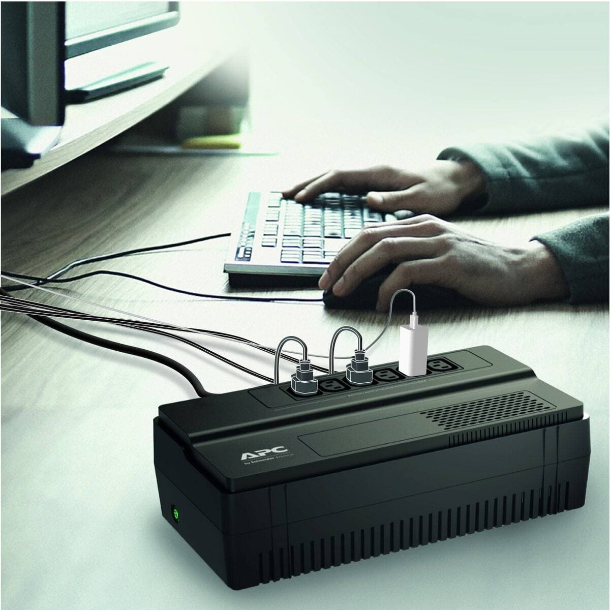 Рассматриваем новые ИБП Easy UPS серии BV и BVX для дома и офиса от APC by Schneider Electric