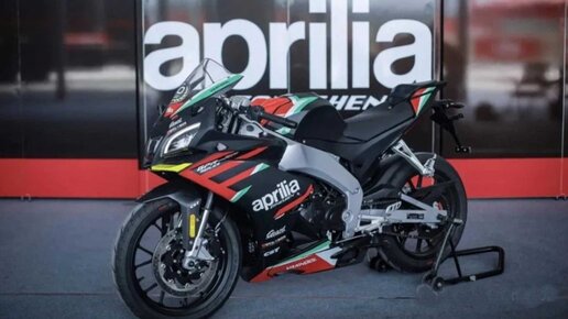 Рекламный ролик спорта APRILIA GPR250R.