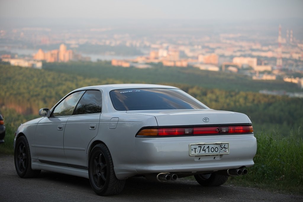 Toyota Mark II 90