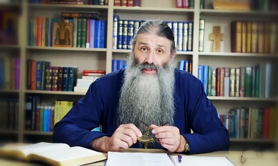 Максим Первозванский — протоиерей, клирик московского храма Сорока мучеников Севастийских в Спасской слободе, главный редактор православного молодёжного журнала «Наследник», духовник молодёжной организации «Молодая Русь».