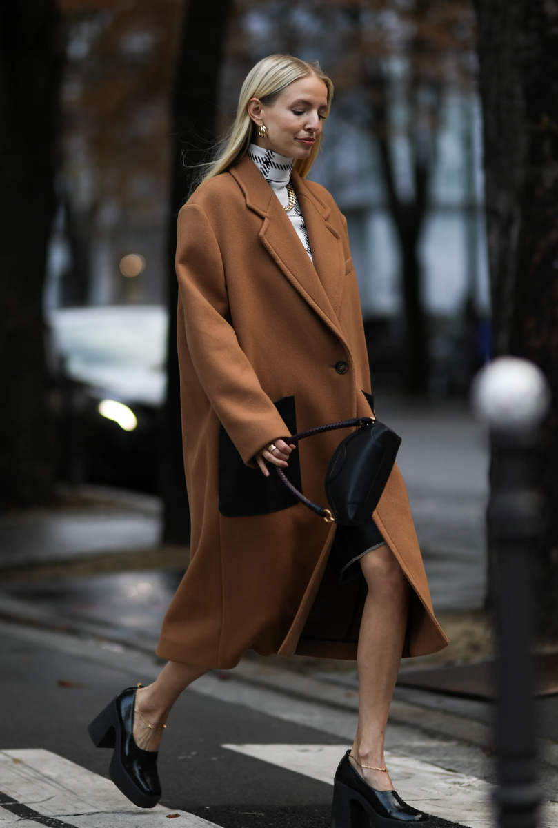 Инфлюенсер Леонни Ханне 