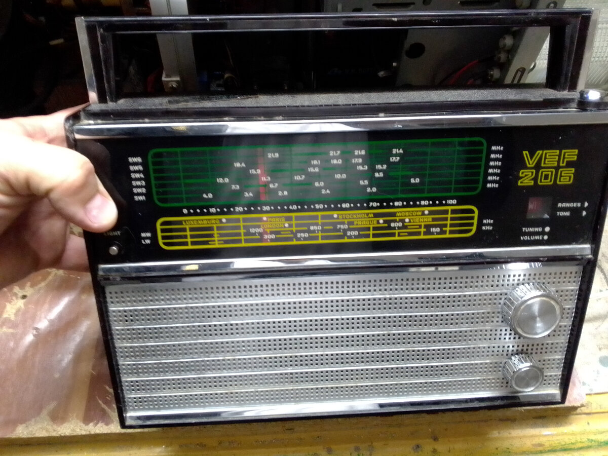 Внешний вид приемника.