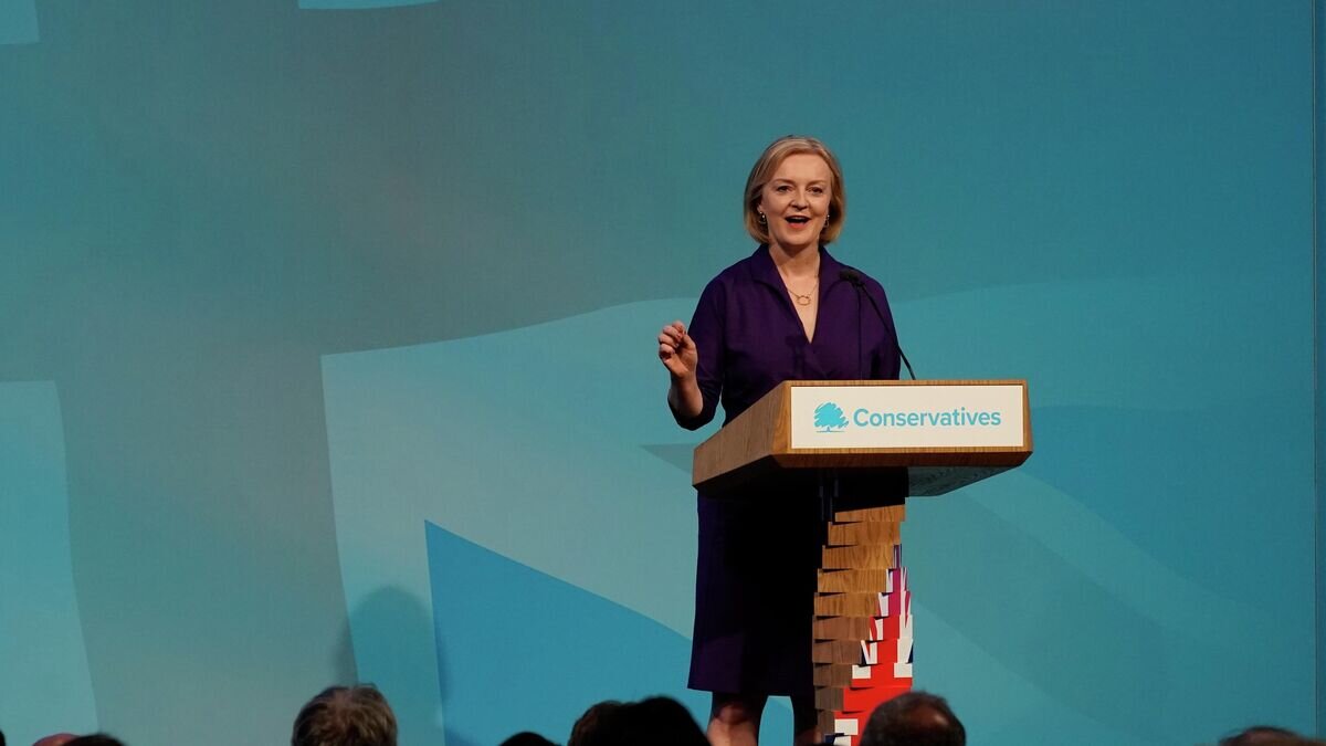    Новый лидер Консервативной партии и избранный премьер-министр Великобритании Лиз Трасс© AP Photo / Alberto Pezzali