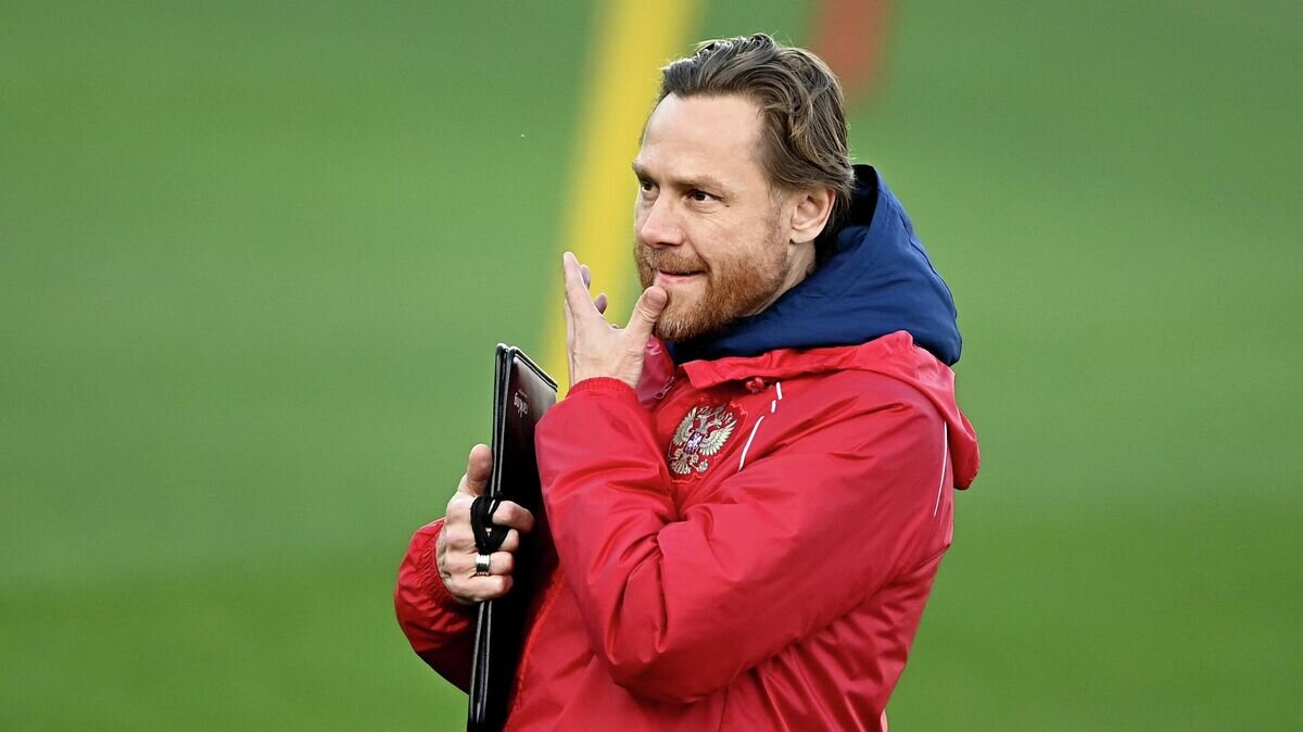    Главный тренер сборной России по футболу Валерий Карпин© РИА Новости / Алексей Филиппов