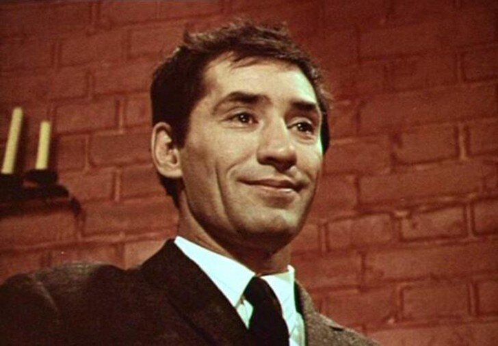 Почему Андрей Миронов потерпел фиаско в «Кабачке „13 стульев“» и продержался всего 2 передачи