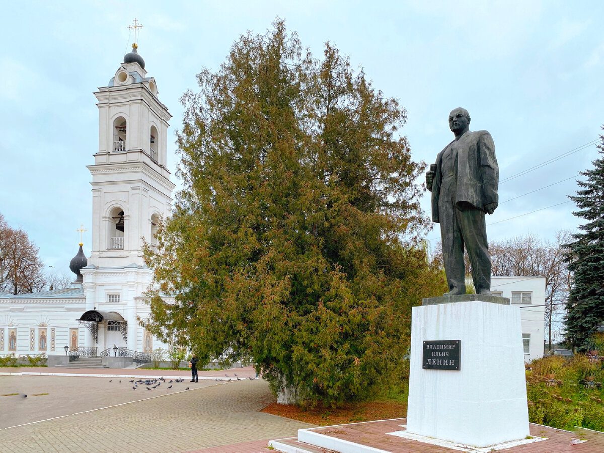 Дедушка Ленин