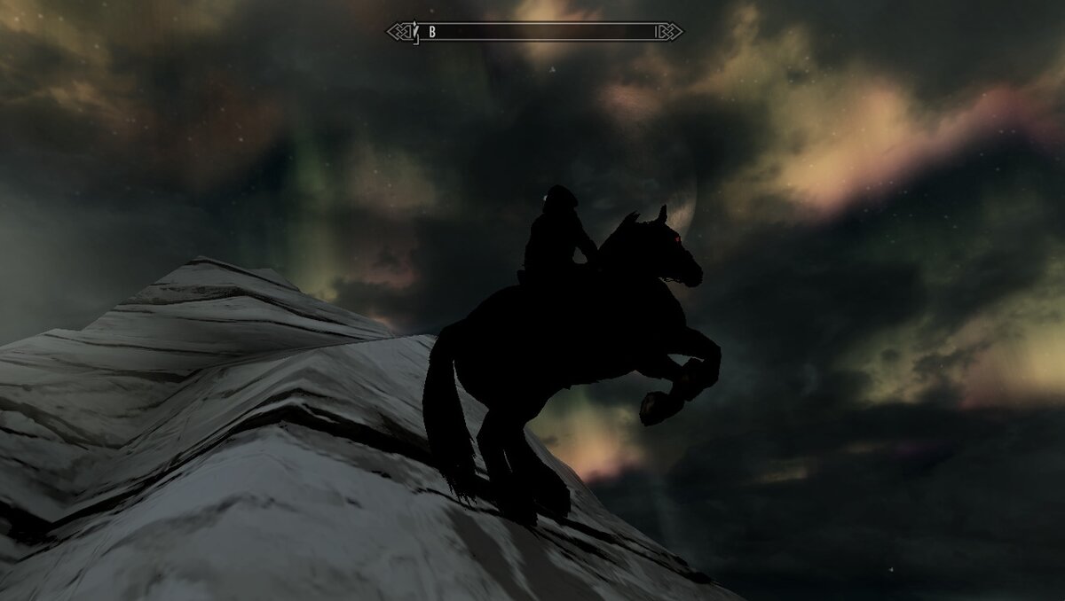 Она у нас темная лошадка 