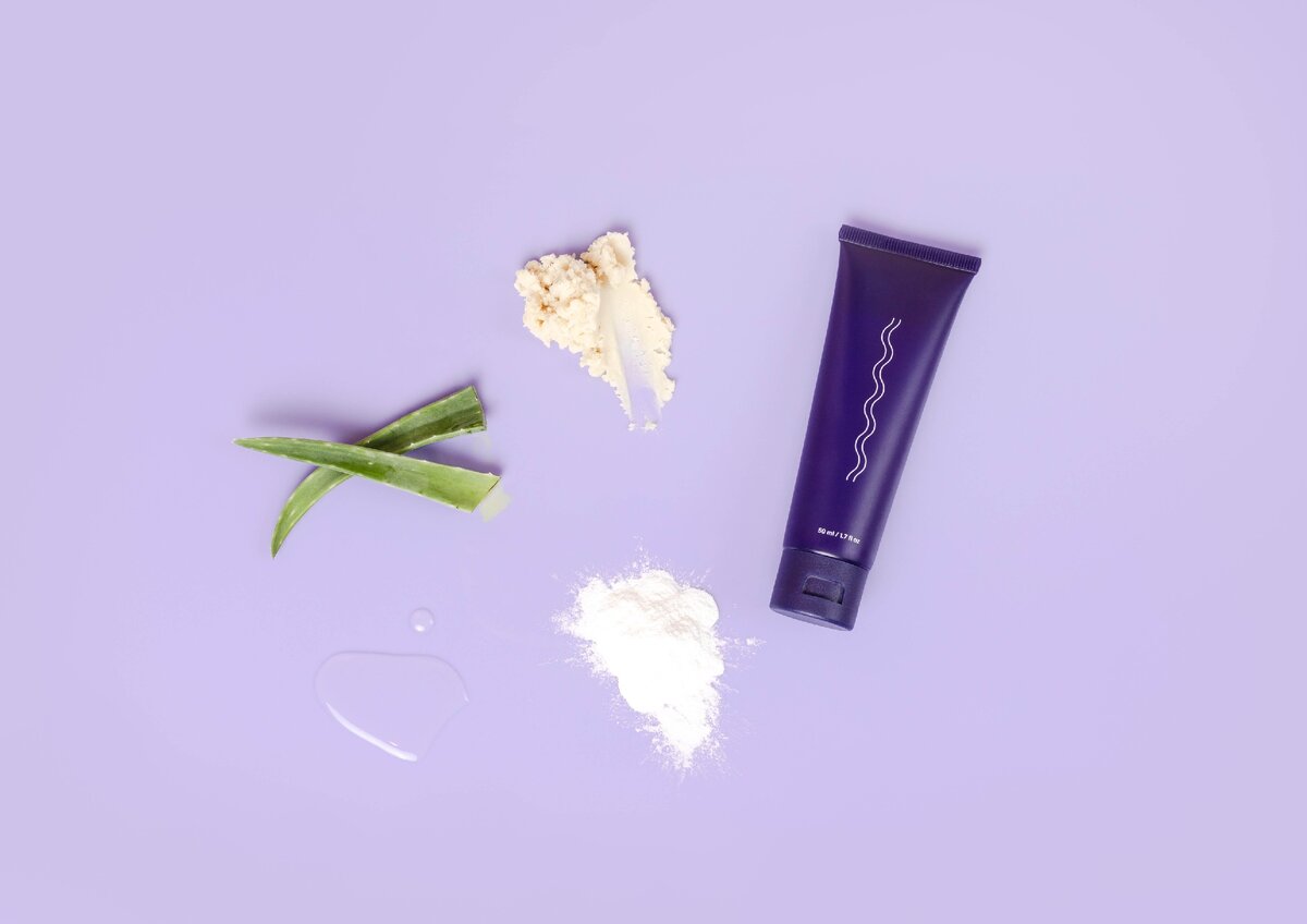 Вы можете сделать скраб самостоятельно, используя масла и смешивая их с мелкозернистыми добавками