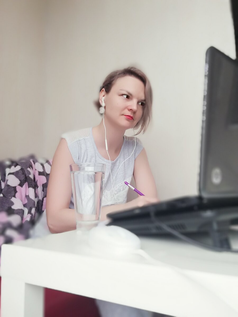 Собеседование по видео - как вариант.