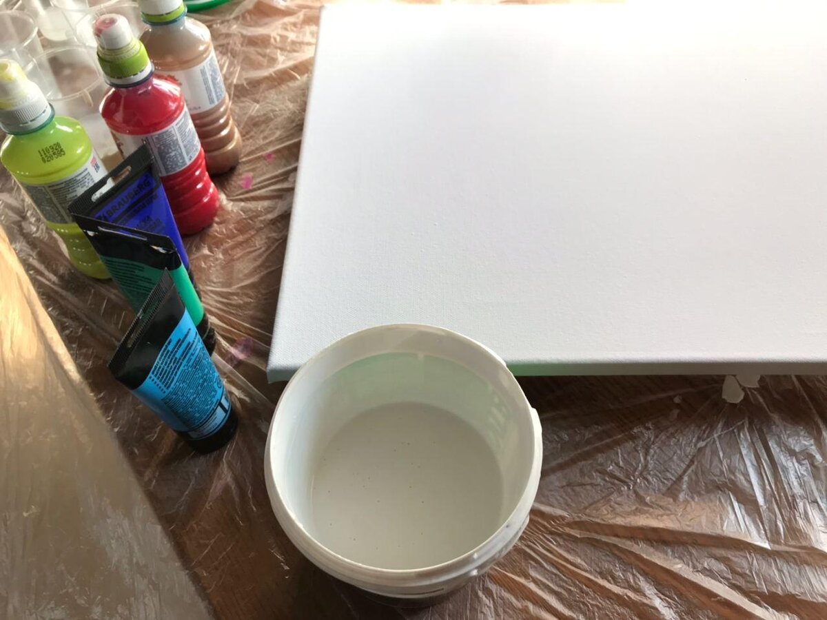 Картина в технике флюид арт