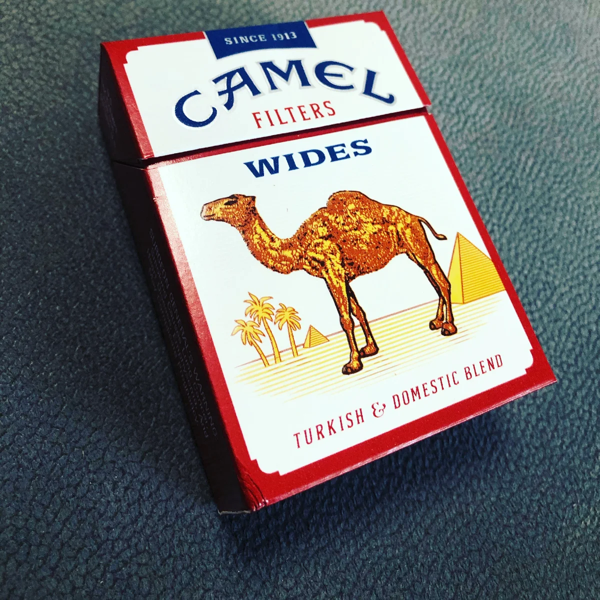 Сигареты кэмел компакт американские. Американские сигареты Camel Filters wides. Сигареты Camel wides. Блок сигарет Camel USA.