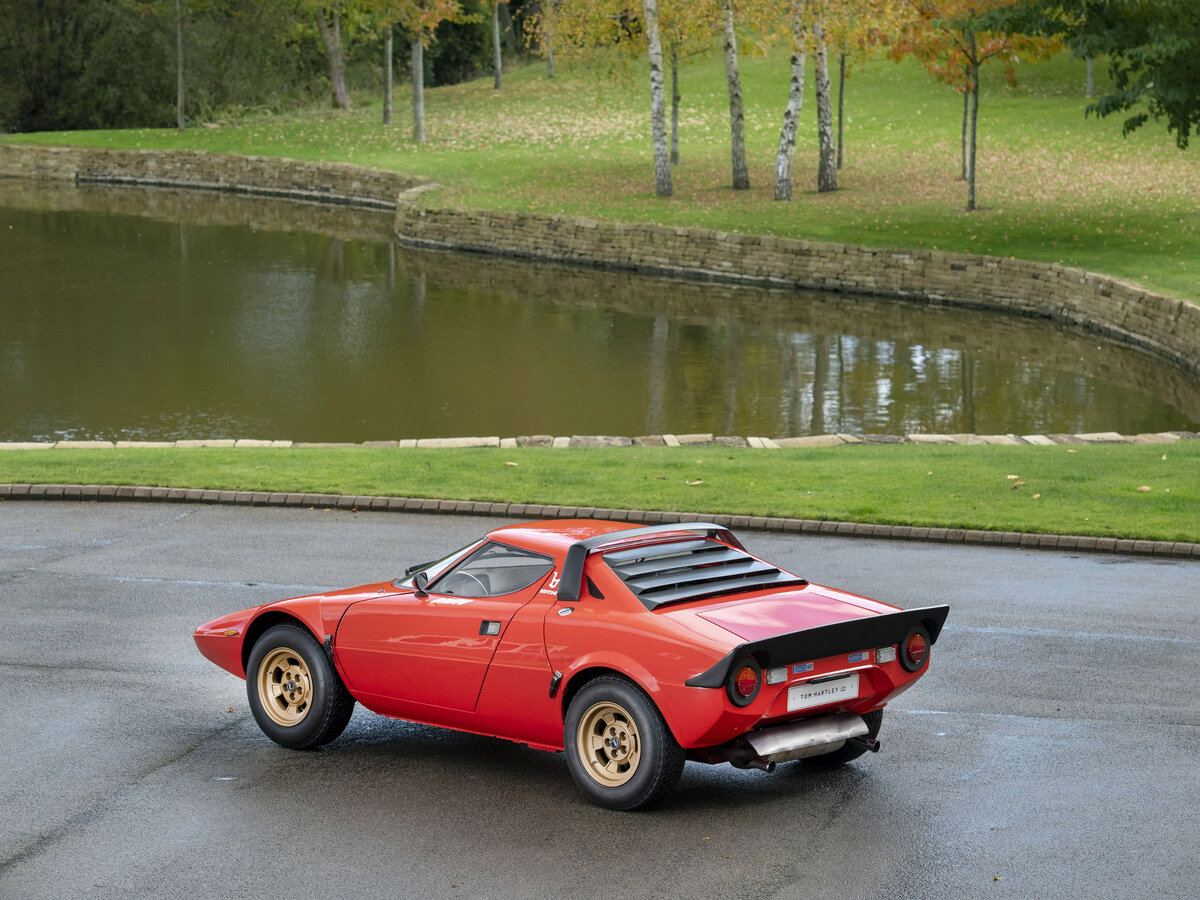 Первая раллийная. Как Lancia Stratos всех уделала, но не выжила (20+ ФОТО)