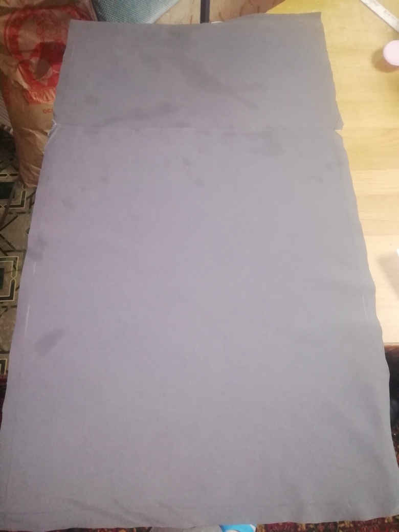 не просохли чуть-чуть пятна от воды