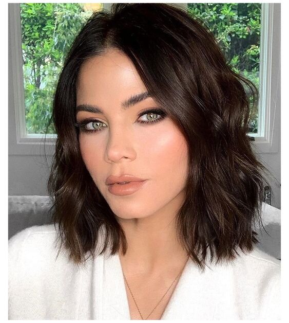 20 невероятно красивых темно-коричневых оттенков волос | Сам Себе ...