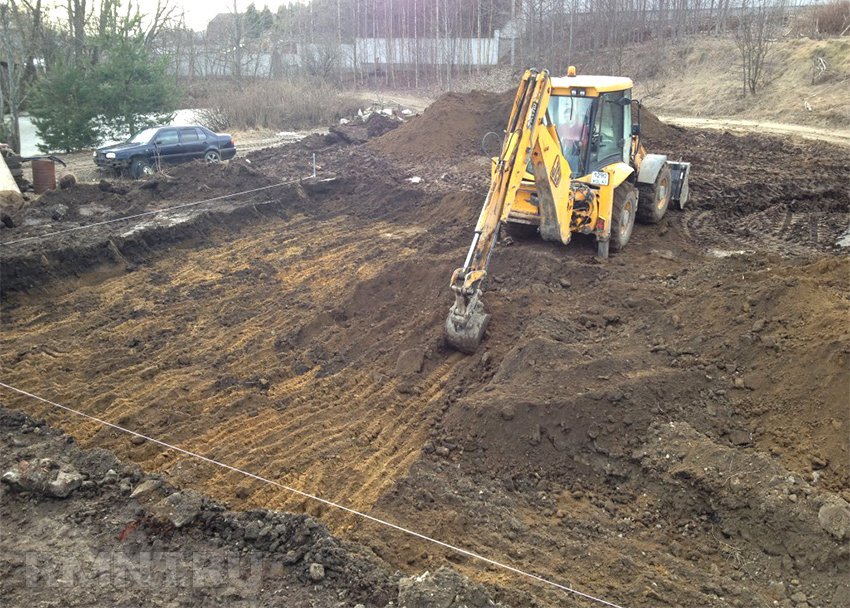 Земляные работы под ковш.