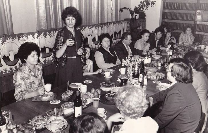 Все началось с посиделок на работе... Фото: zen.yandex.ru