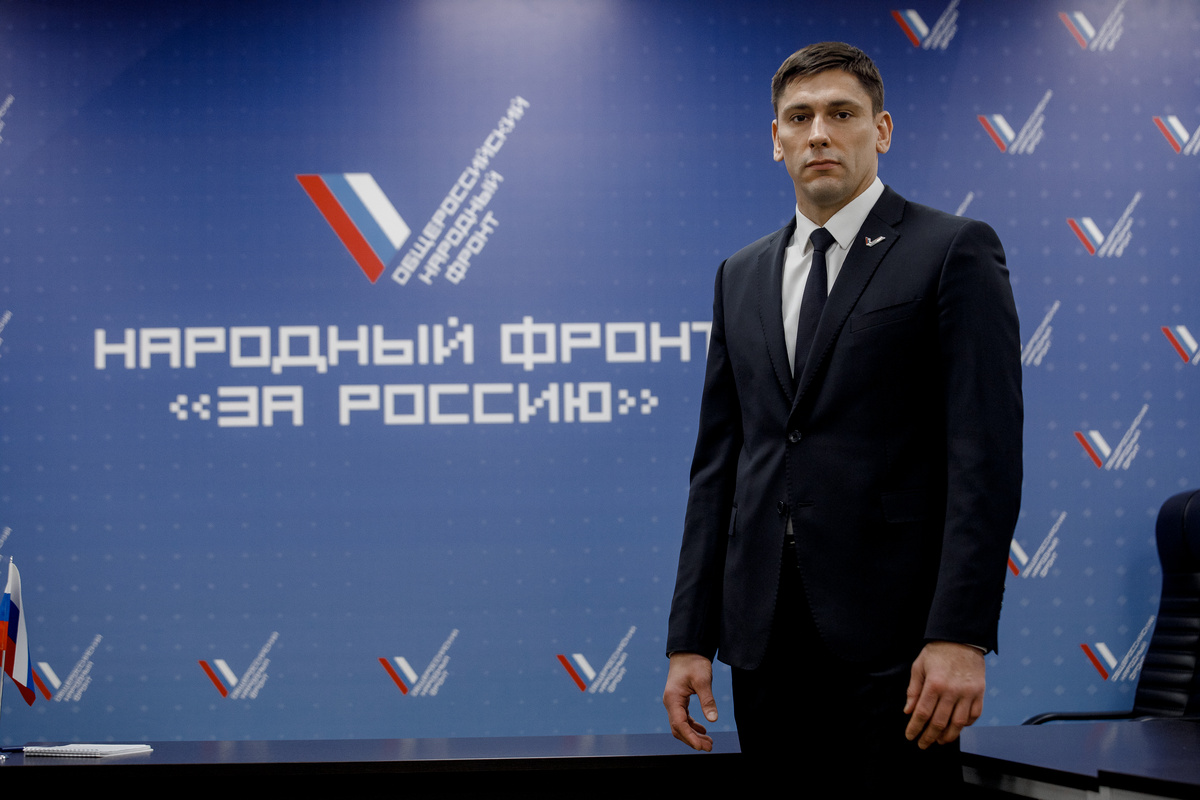 Меня зовут Антон Соловьев и я активно участвую в общественной жизни Петербурга. На своем канале я рассказываю о том, что волнует каждого гражданина нашей страны. Прдписывайтесь, будет интересно.