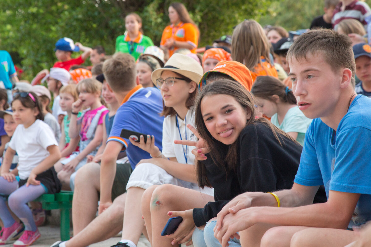 Дети в лагере МОСГОРТУРа