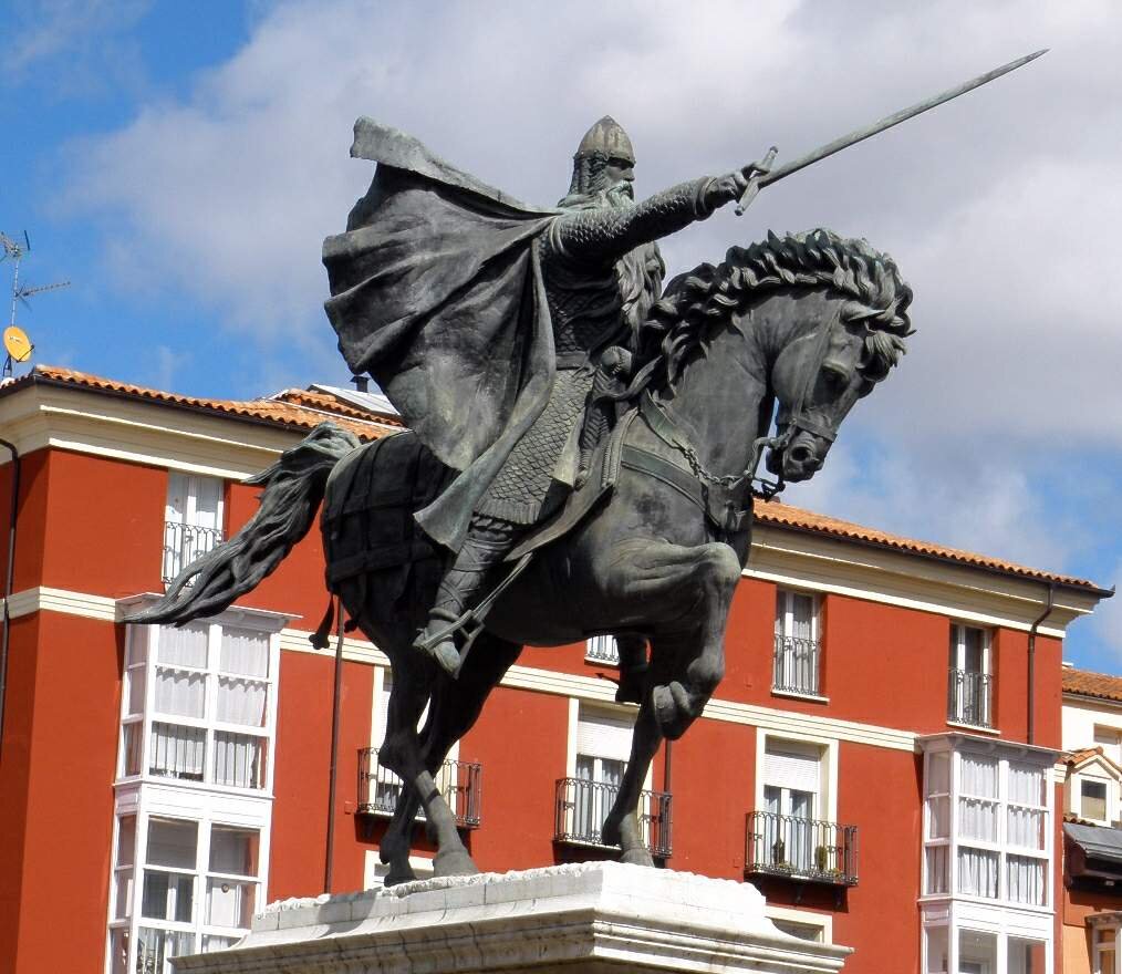 El Cid Campeador, скульптура, расположенная в г. Бургос (бывшая столица Кастилии). Скульптор - Хуан Кристобаль Гонсалес.