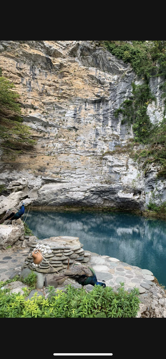 Абхазия. Голубое озеро. Личное фото автора