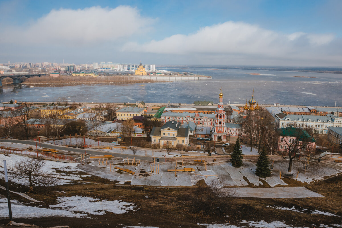 Ледоход на слиянии Оки и Волги — главное природное явление в Нижнем  Новгороде | Дима Четыре смотрит мир | Дзен