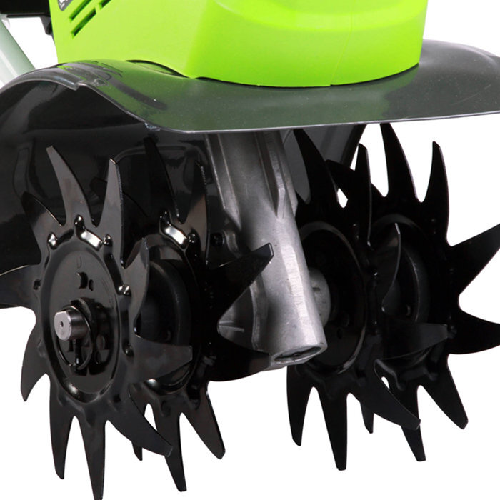 Почвенные фрезу - обязательный атрибут электрокультиватора.