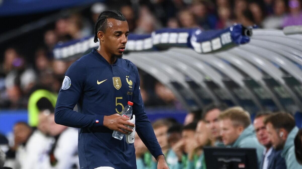    Жюль Кунде© AFP 2022 / FRANCK FIFE