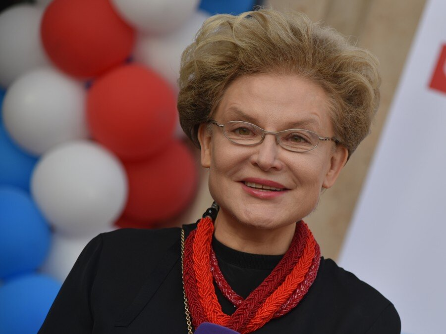 Елена малышева. Малышева елена васильевна 2000. Елена малышева 1998. Елена малышева 2022. Сколько лет ведущей программы здоровье.