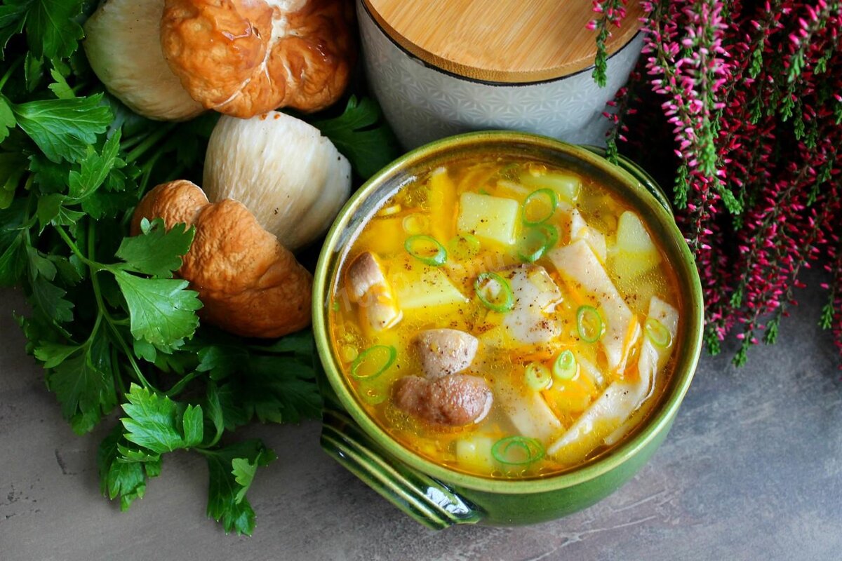 Как приготовить рецепт Грибной суп с картофелем и зеленью