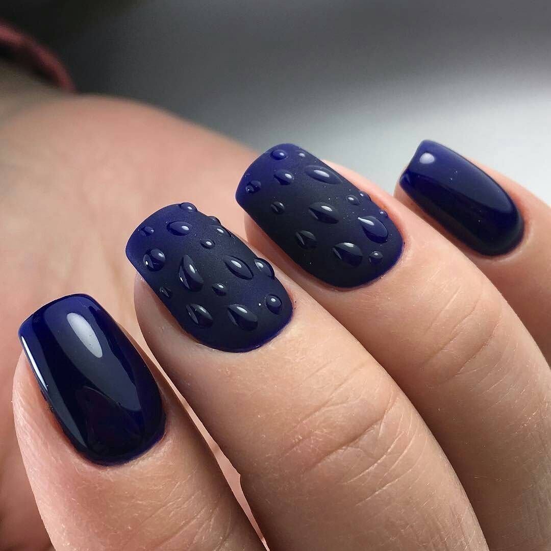 Таинственный темный маникюр. Фото оригинальных идей, тенденции 2020