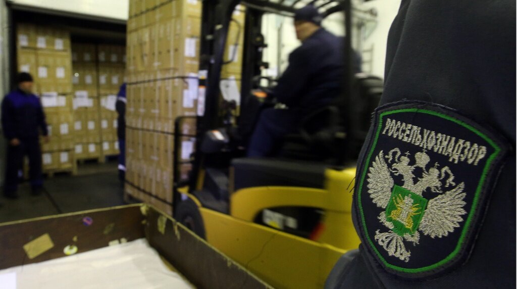 В Тверской области за полгода изъяли более 33 тонн «запрещёнки»