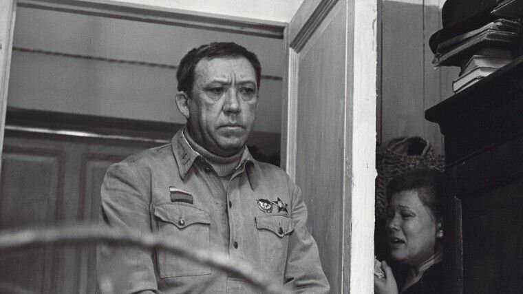 Знаменитому комику и цирковому артисту Юрию Владимировичу Никулину были одинаково подвластны яркие комедийные и драматические роли.-6