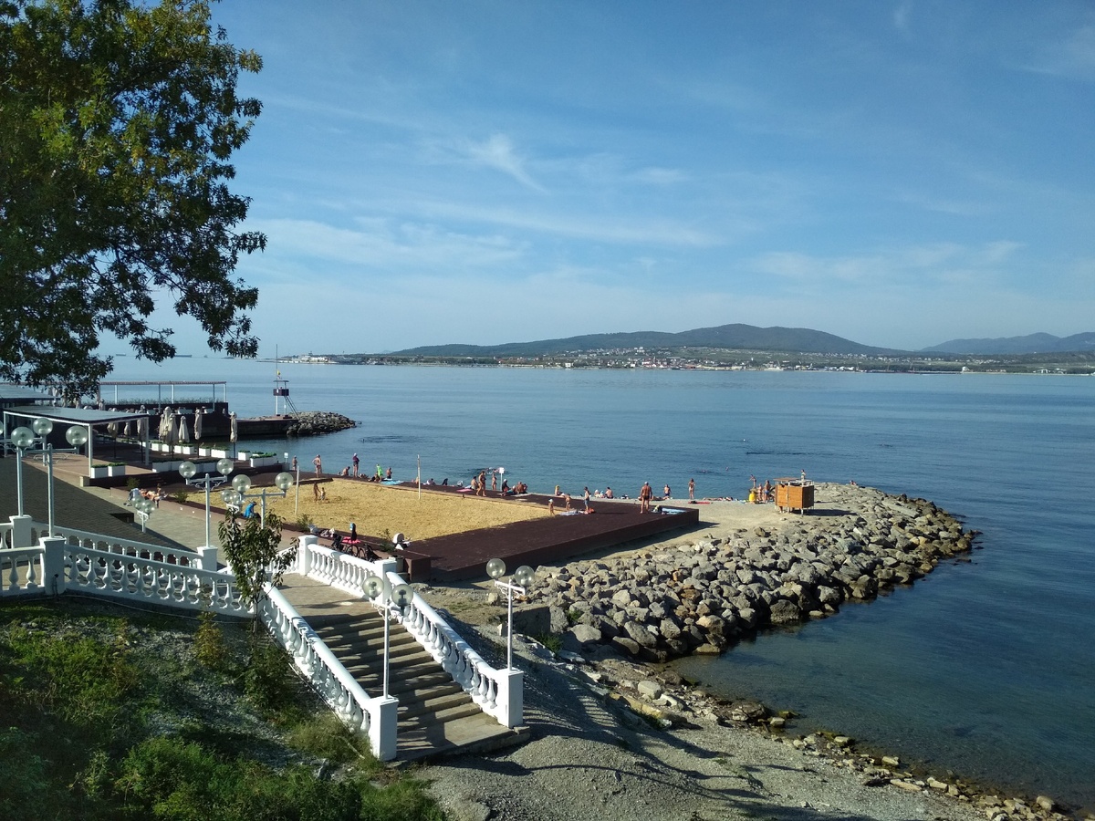 Геленджик 26.10.2020 пляж "Кемпински" 12 часов дня