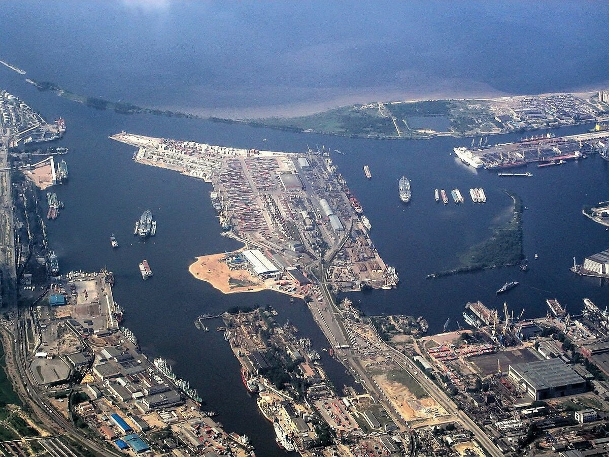 Санкт Петербургский морской порт