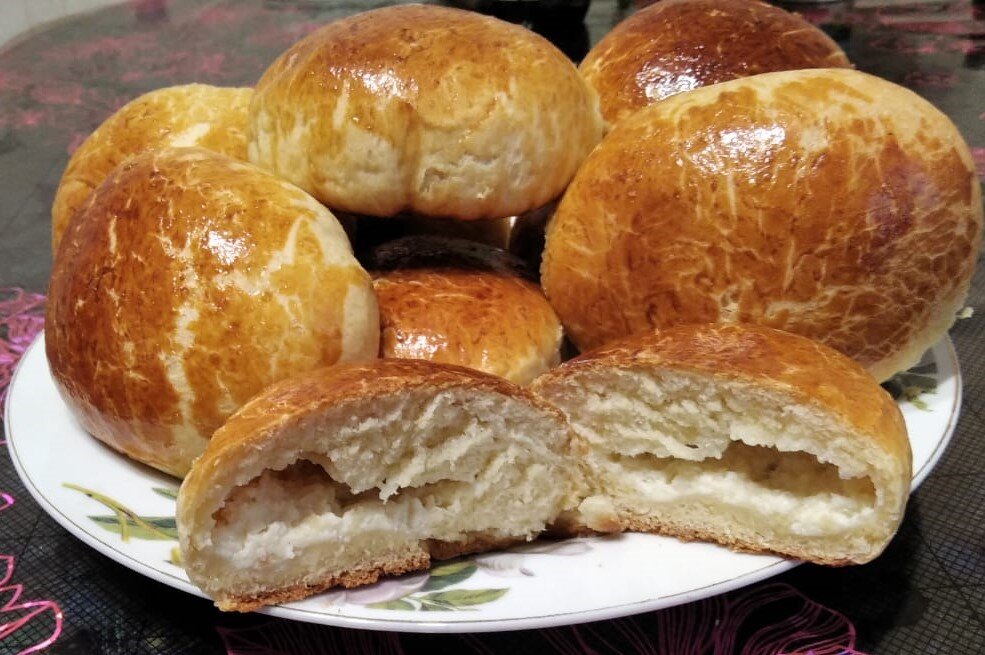 Воздушная булочка с творогом