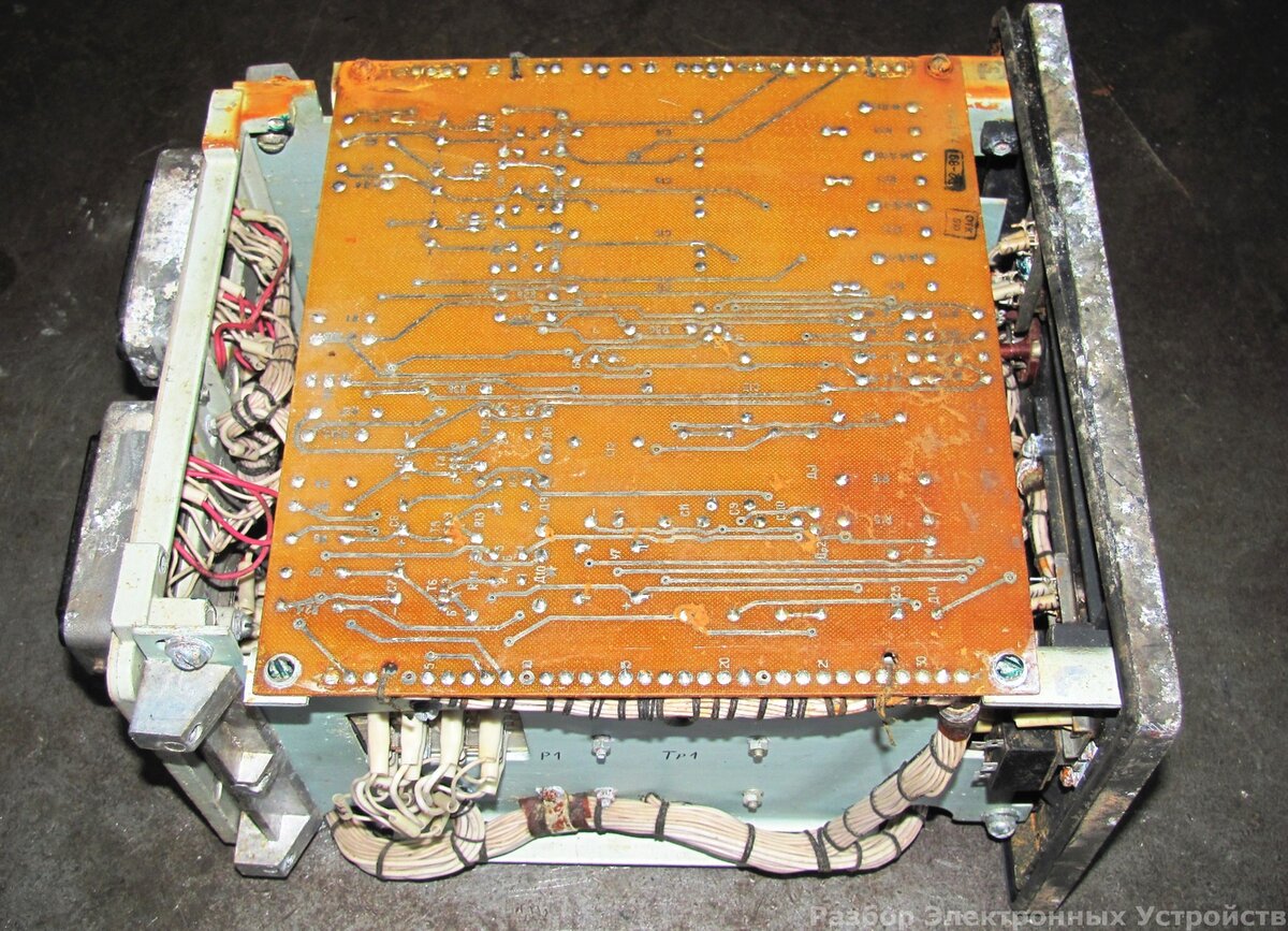 Устройство А-80 / Железный ящик из металлолома. | Разбор Электронных ...