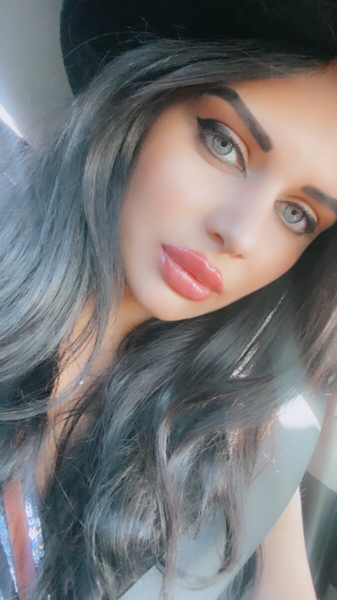 А это... Это "идеальная красота"