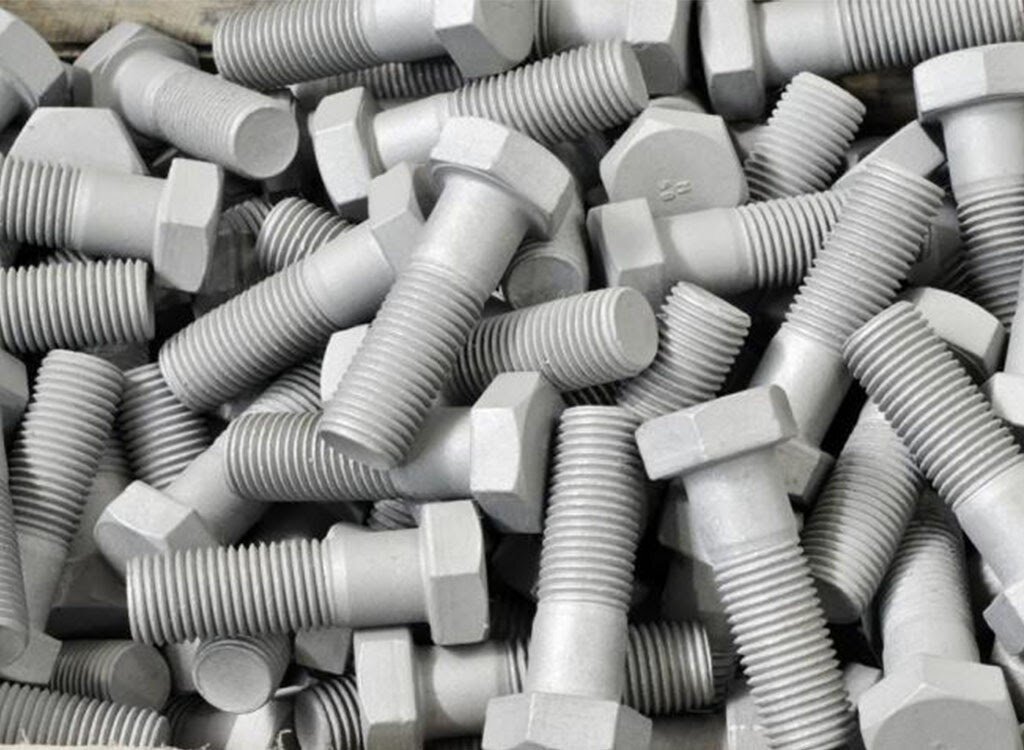 Источник: novametcom.ru. При термодиффузионном цинковании на резьбе не остаются наплывы