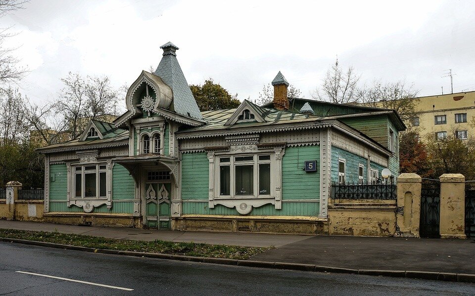 Городская усадьба. Городская усадьба на ул. Гастелло. Одноэтажная городская усадьба. Флигель городской усадьбы купца т. а. Кудрявцева.. Дом Родина в Сокольниках.