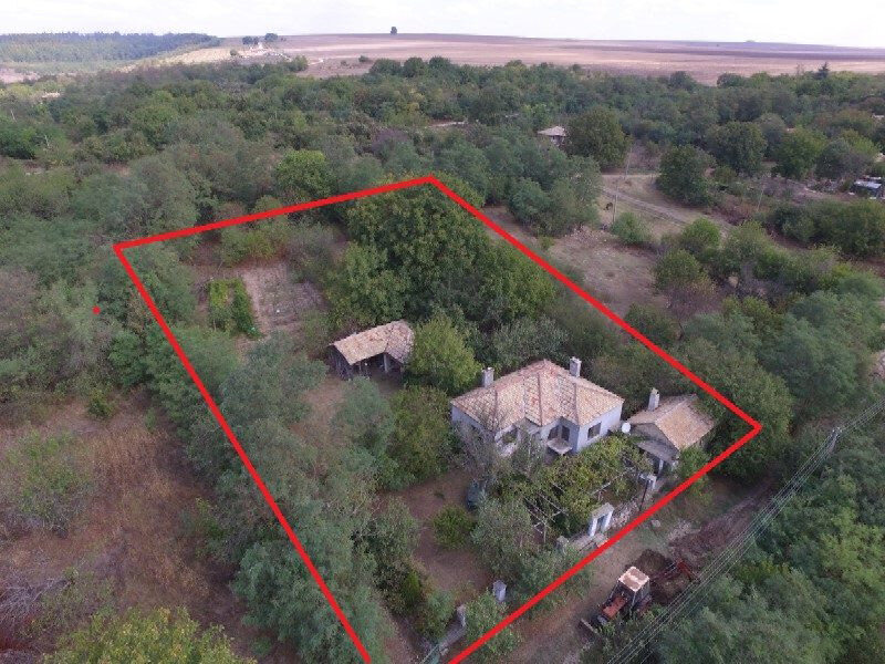 8 сотки это сколько метров. Гектар сотка 10 соток. 13 соток земли. 6 акров в сотках. 700 квадратных метров земельный участок.