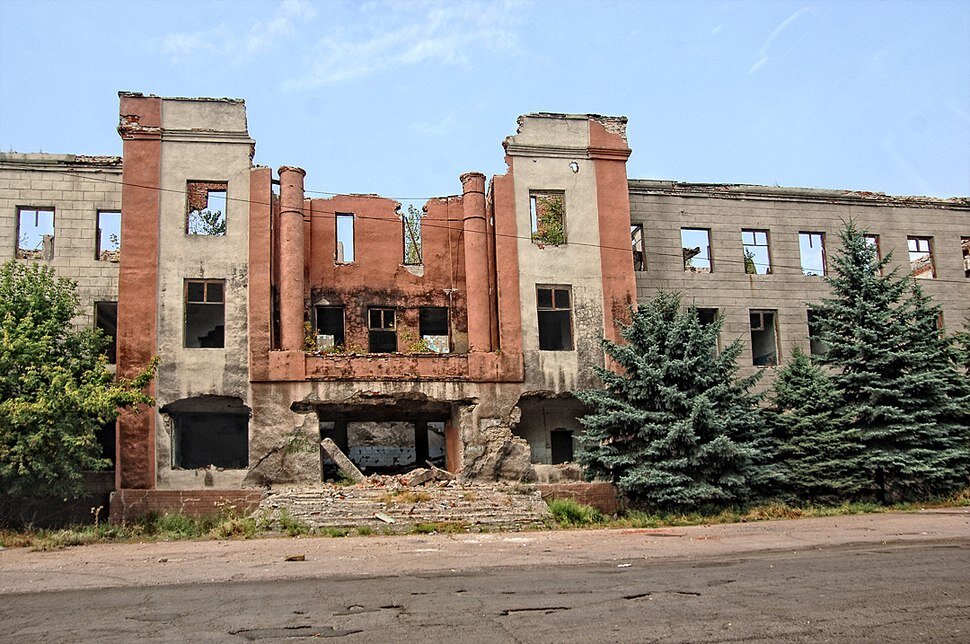 Всё, что осталось от шахты им. Артёма Г/П «Дзержинскуголь», 2011 год. Фото автора.