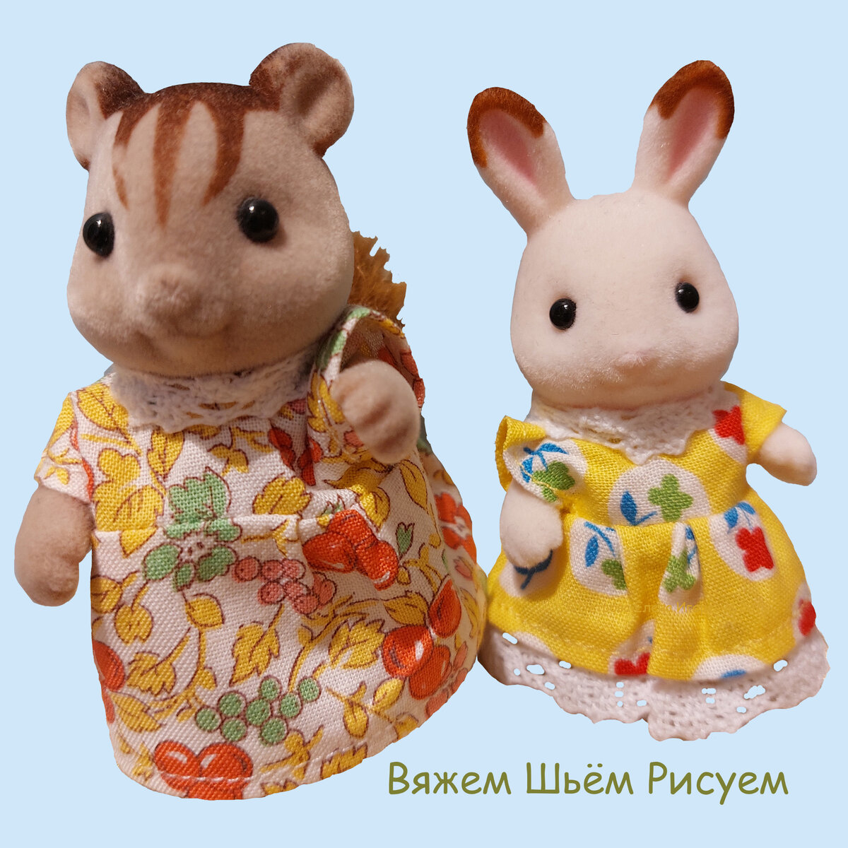 Платья из коллекции одежды для маленьких зверюшек Sylvanian families.