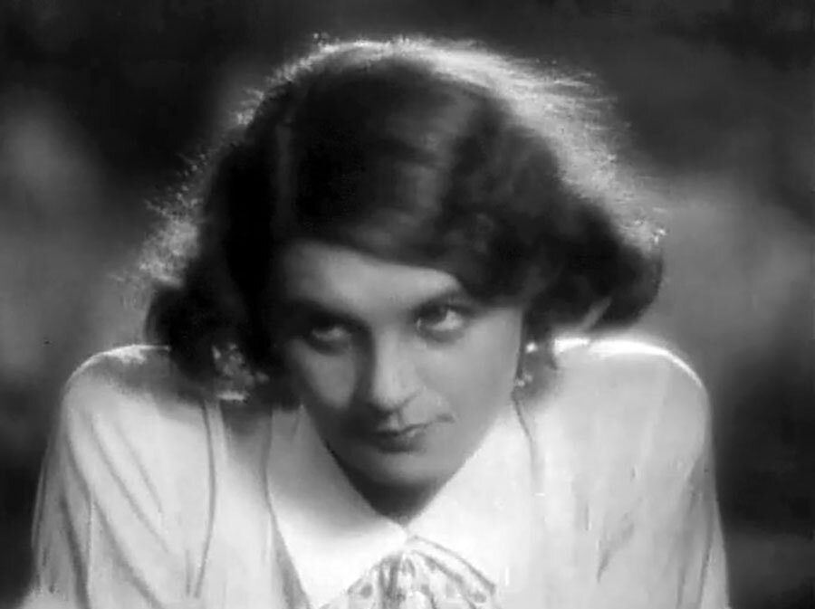 Кадр из фильма "На отдыхе" 1936 года