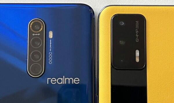 Слева Realme X2 Pro