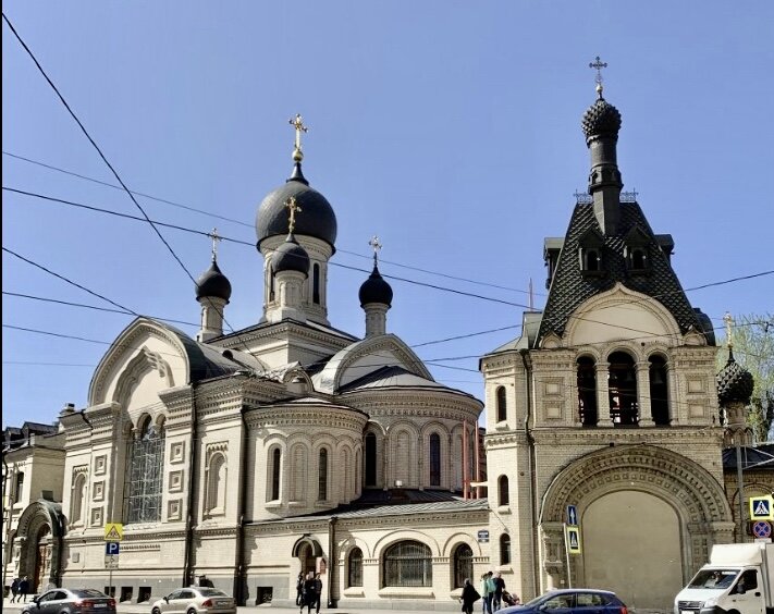 Казанская церковь в подворье Валаамского монастыря (Старо-Петергофский проспект, д. 29)