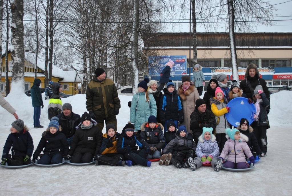 В Тверской области на новогодних каникулах дети проводят активный досуг